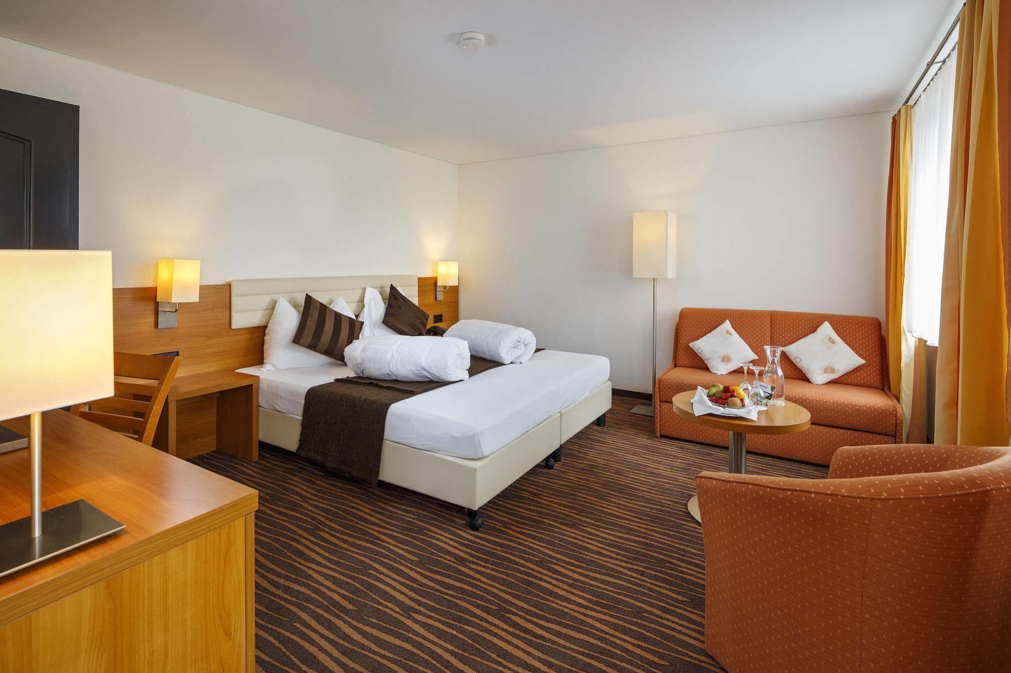 Seemoewe Swiss Quality Hotel Guttingen Экстерьер фото